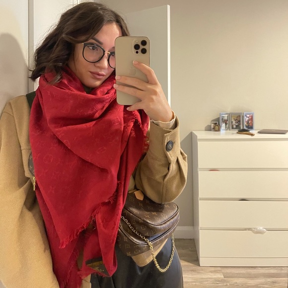 Louis Vuitton Scarf - Picture 2 of 2